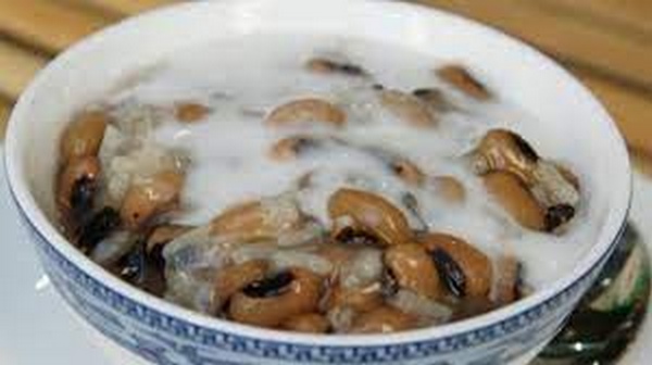 Các bước nấu chè đậu trắng nước cốt dừa